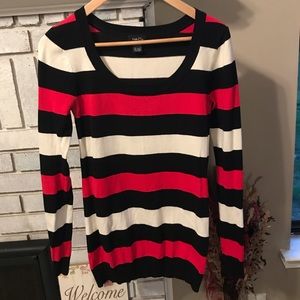 RUE21 Scoop Neck Sweater